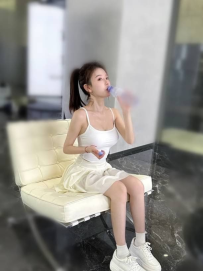 #常在健身  很活躍  #身材優質比例好  不做作