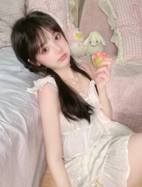 #甜美性感小妖精，笑容暖心 #勾魂電眼讓你心動晴兒19歲