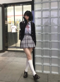 甜心小蘿莉 羞澀小淫貓  口技很讚 甜夢  156cm B奶 18歲