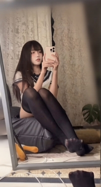 乖巧粉嫩學生妹重點是女友滿點   想嚐遍各種類型的哥哥