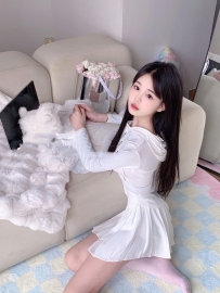 醫學係花  #外型甜美 愛撒嬌  慾望非常強斐然   160cm 45  C+奶 21歲
