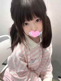 雅雅：156・C・40・18歲 無毛白虎一線鮑，水多又嫩