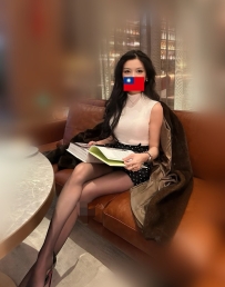 美魔女茶  燕燕 164. 46kg .C .28歲  性感優雅的氣質美魔女