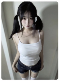 甜美性感小妖精 笑容暖心  芝芝 162公分|E罩杯|22歲