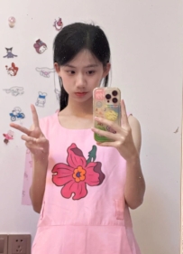 小柒 158.45.B.19歲小隻馬床上好操控 清新可人學生妹 服務態度好 貼心不趕時間