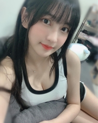 小熊 164cm.D奶. 47kg.22歲可愛有女友FU 很溫柔 會懂男生的需求