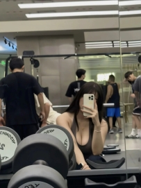 主動敢玩很會挑逗男人的情慾 讓你享受 最完美的愛 可泡泡浴 足交配合變裝  Kiss舔蛋
