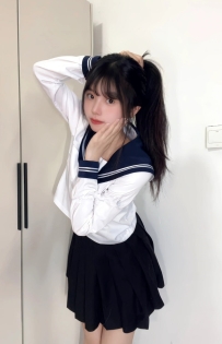 喜歡清純可愛學生的 嬌小幼齒超卡哇伊，素顏都超可愛，第一次下海兼職