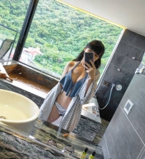 💖 爆乳人妻下海誘惑🔥 水水164cm Ecup 床上技巧超棒，擅長口交、乳交，淫蕩撩心💋