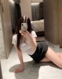 淫蕩學生妹  臉蛋好看 身材有料 配合很高  敢玩 口技好