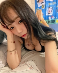 寶寶 158.45.E.20歲 搖搖飲店員淫慾爆發求高潮的妹妹
