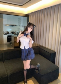 剛下海新人 制服學生妹 靜萱162.47.D.22歲 皮膚雪白 三點粉嫩 溫柔可人