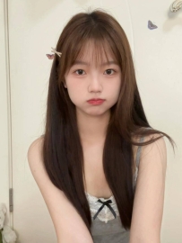 性感小妖精，甜美臉蛋卻藏著性感火辣的身材，保證讓你驚艷！