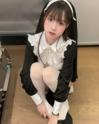 童年顔巨乳嫩妹  嬌小身體好撞 蜜桃臀好手感