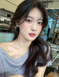 鄰家女孩清秀甜美  👉白皙皮膚青筋奶  👉服務態度都很好喔