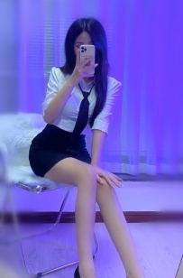 清秀專櫃小姐姐 勻稱身材 溫柔愛笑 愛愛時超愛玩背後式 高潮時還會抖誘惑又甜蜜讓你目