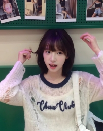 長相超級幼齒可愛 妝容穿搭都很會搭配 有一種和網紅妹妹做愛的感覺