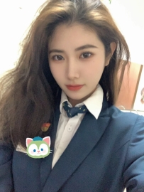 銀行職員小姐姐 氣質幹練又帶女人味 外貌端莊