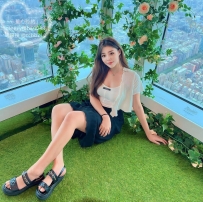 高挑美腿氣質模特 五官精緻漂亮 女友顏值代表 會打扮時尚