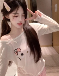 漂亮學生妹 皮膚很好  小隻馬好操作 後入時雙馬尾擺動更帶感