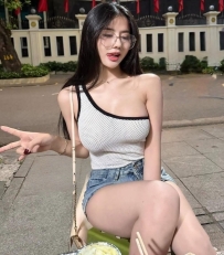 狂野小女友的那種 會玩 很騷 口技超讚  很會勾引你哦