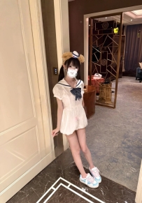 花綺 162cm/47kg/Dcup/19歲 強舌吻 69  深喉 蜜桃臀粉嫩的蜜穴會挑逗