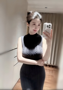 退役空姐人妻 床上喜歡穿情趣內衣 呻吟聲優雅又放蕩 陰道緊實 耐力驚人