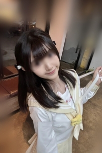 可愛學生妹 外表清純 內心淫蕩 聽話乖巧的小騷妹 服務都很好配合