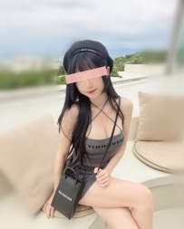 小夏 160cn.D-E 奶.22歲.47kg 年輕 的肉體 奶子不垂 可愛互動很好