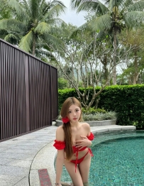 臺北新北高檔優質正妹報班名額1—2個 165cm / 47kg / 23歲 / E罩