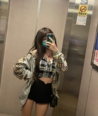 這位妹妹很騷很色，出頭很多 睿君 157cm 45kg D cup 21歲