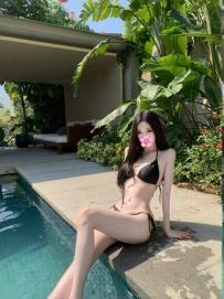 北部OMG！麻豆兼職絶美大長腿美少女膚白到發光像白雪公主 顔值高到犯規