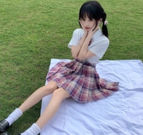 嬌小學生妹  小葵 150.40.B.19歲  全身肌膚都很粉嫩