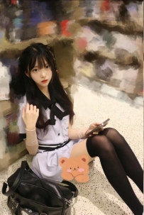 秀 158.44.B.19歲 外貌清秀 皮膚很白 乖乖女學生妹