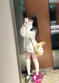 像一朵還未開苞的小蘿莉，純潔無暇酥酥 155.43kg.C.19歲