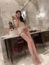 請溫柔對待喲   臉蛋清新、性格很好 苗條高挑