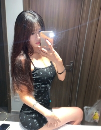 西敏 164.47.C+.25歲 身材比例好 皮膚白 騒騒淫蕩的身材  健談 會挑逗人  性愛方面非