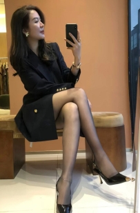 有韻味  很騷 身體特敏感 水多 很容易高潮 李月166.49.D.38歲