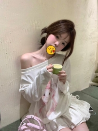 舞蹈學生嚕嚕  163cmC奶19歲  骨感正妹 個性好  很活潑