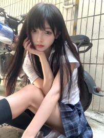 聲音奶奶的超甜 喜歡撒嬌 床上聽話 小穴緊 好操控  C.19歲