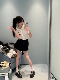 高顏值學妹： 甜美小學妹無刺青不抽煙 嬌小妹妹