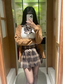 粉嫩俏皮的寶貝   小穴鮮嫩多汁敏感又容易濕濕