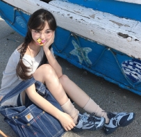 咪咪 156cm 45kg C 20歲外貌可愛 喜歡撒嬌的 超級有女友的FU