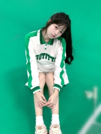 甜美可愛的表面下 關了燈就是小野貓皮皮 160cm 43kg C奶 19歲