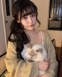 床上淫蕩又敢玩 讓她來安撫你的寂寞芊芊 156cm 43kg E奶 19歲