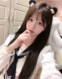 聽她說是因為父母離婚母親跟別人跑了安寒 158cm/45kg/C奶/19歲