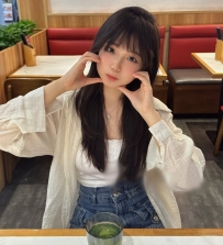 超嫩小妞一枚！有葛格想深入瞭解嗎？水嫩青春肉體、清秀可愛學生，