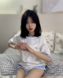 在校學生 甜美 臉蛋 聲音甜美 配合高會撒嬌 第一次下海