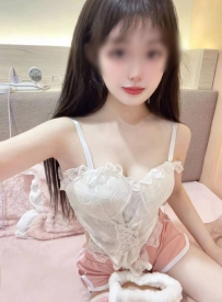 小穴穴超級緊緻 奶子又嫩又軟香甜可口 可愛童顏 超白肌 粉嫩透紅