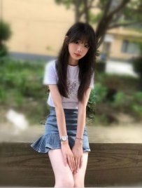 嬌小學生妹 清純可愛 好聊又好抱小優   159   44   B+  20